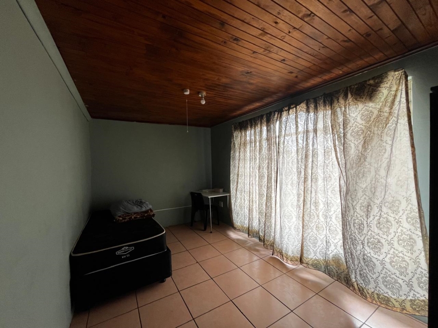 10 Bedroom Property for Sale in Brandwag Free State